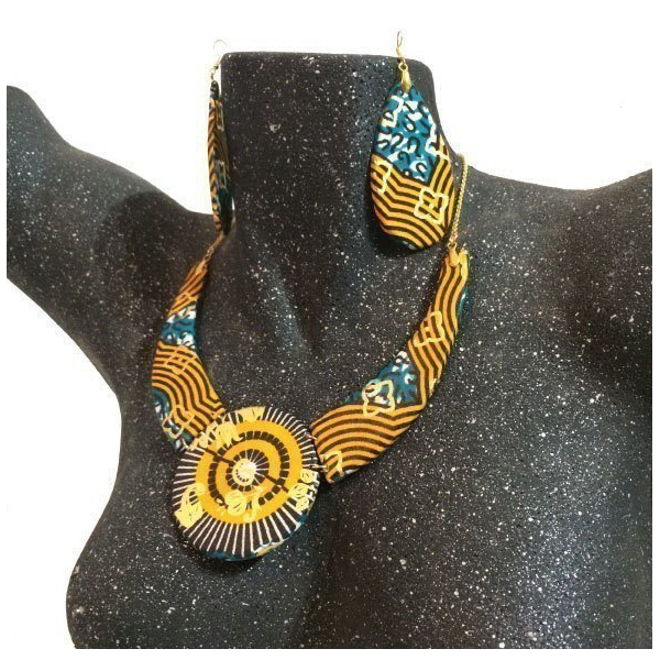 Necklace and earrings set Lusaka