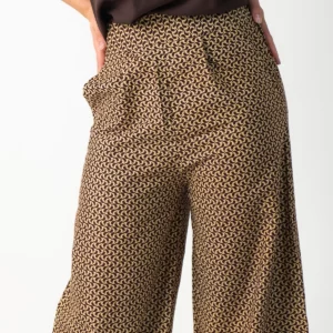 High Waist Pleated Trousers with Print Bayo1